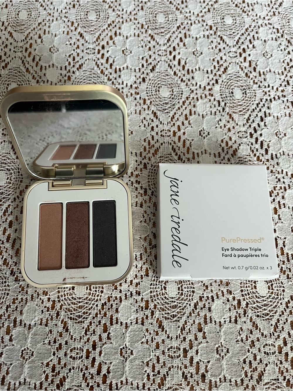Jane Iredale Pure Pressed Triple Eye Shadow Compact, Brown Sugar - Picture 5 of 9